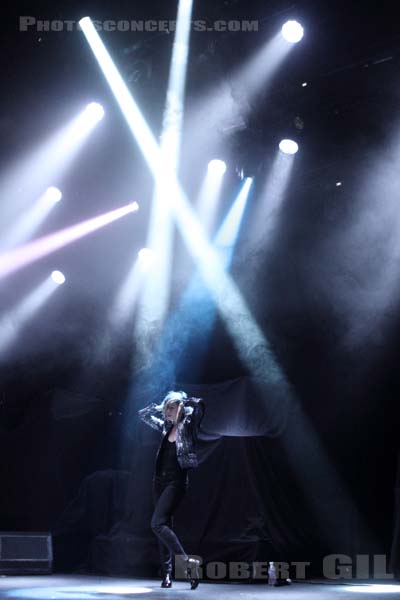 CHRISTINE AND THE QUEENS - 2013-11-10 - PARIS - La Cigale - 